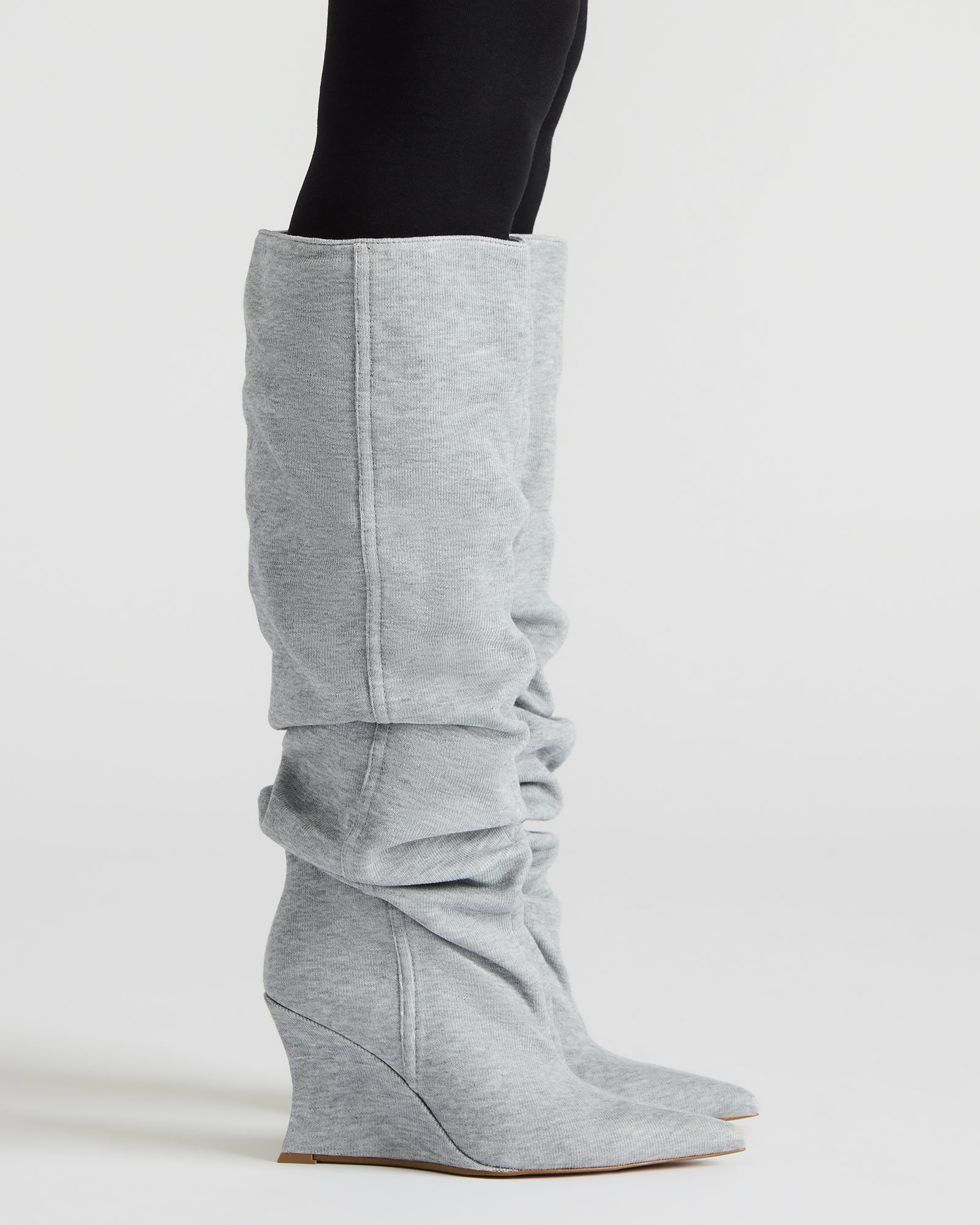 STEVEMADDEN_SHOES_DISTORTION_GREY-FABRIC_1190.jpg