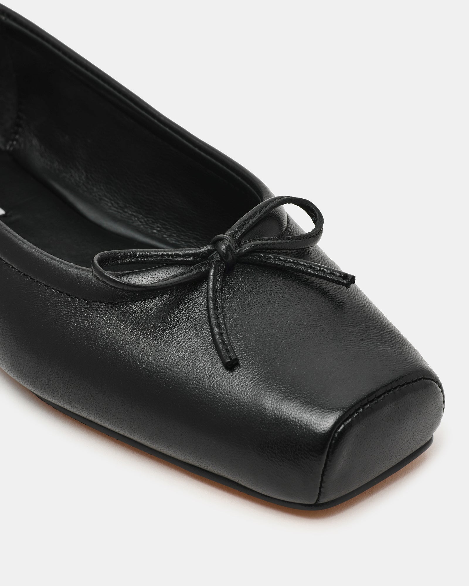 STEVEMADDEN_SHOES_ELEVE_BLACK-LEATHER05.jpg