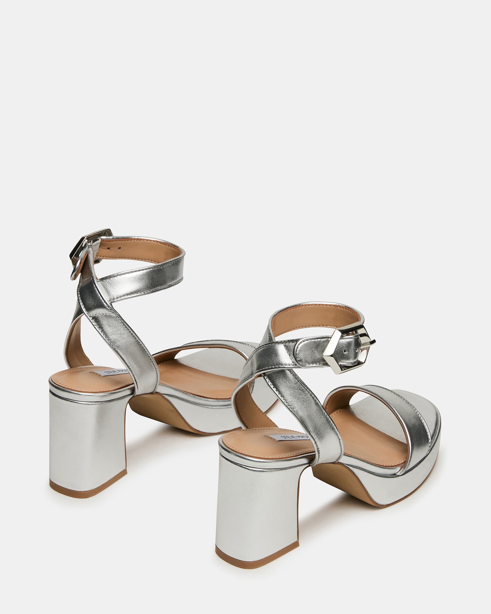 STEVEMADDEN_SHOES_ELIDA_SILVER-LEATHER_03.jpg