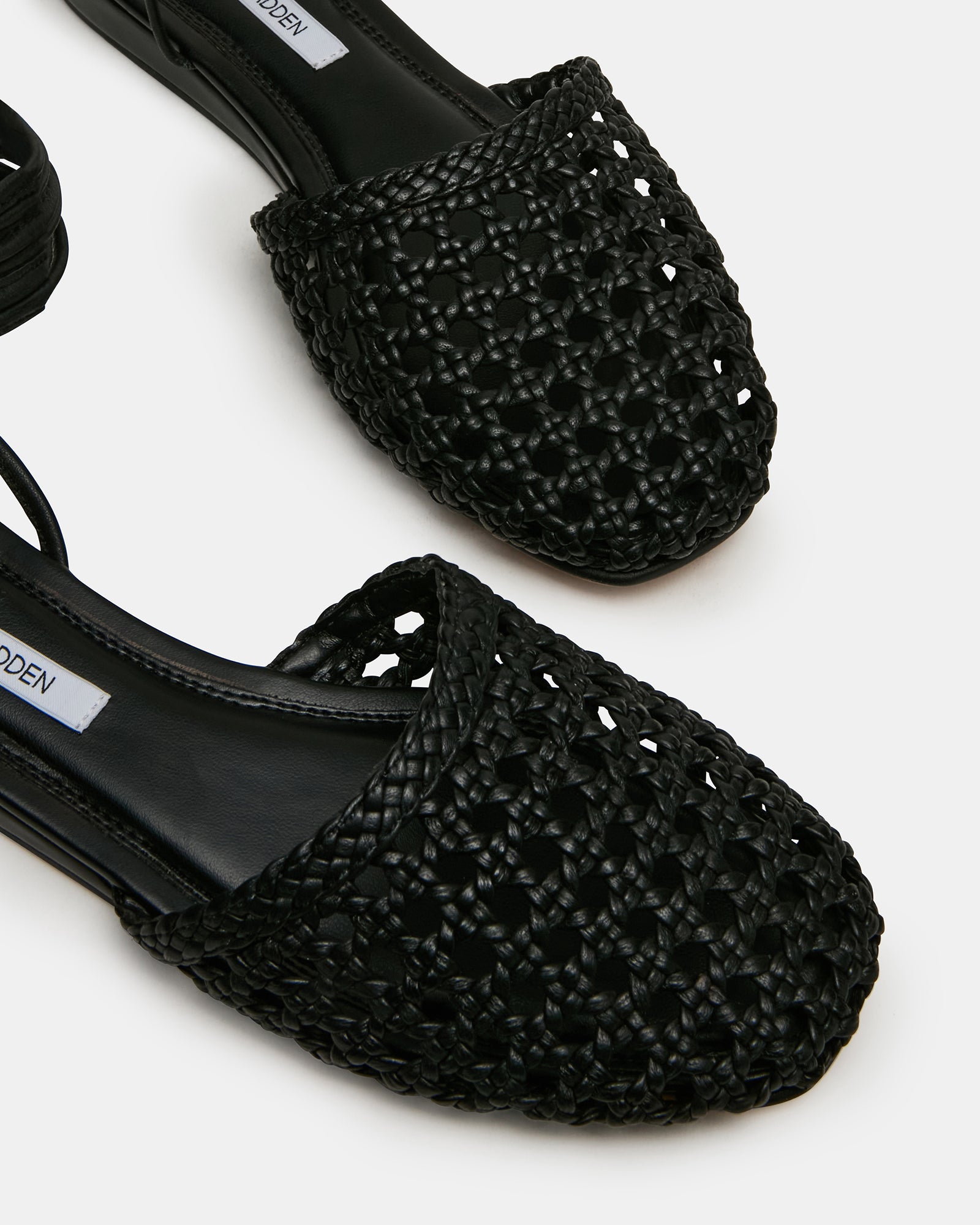 STEVEMADDEN_SHOES_FLUTTER_BLACK-LEATHER_05.jpg