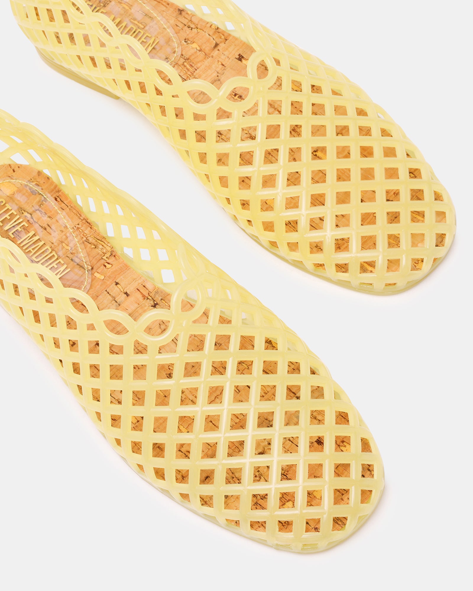 STEVEMADDEN_SHOES_GROVE_BUTTER-YELLOW05_dca0fb7e-f074-468b-98c8-0296beaf07ab.jpg