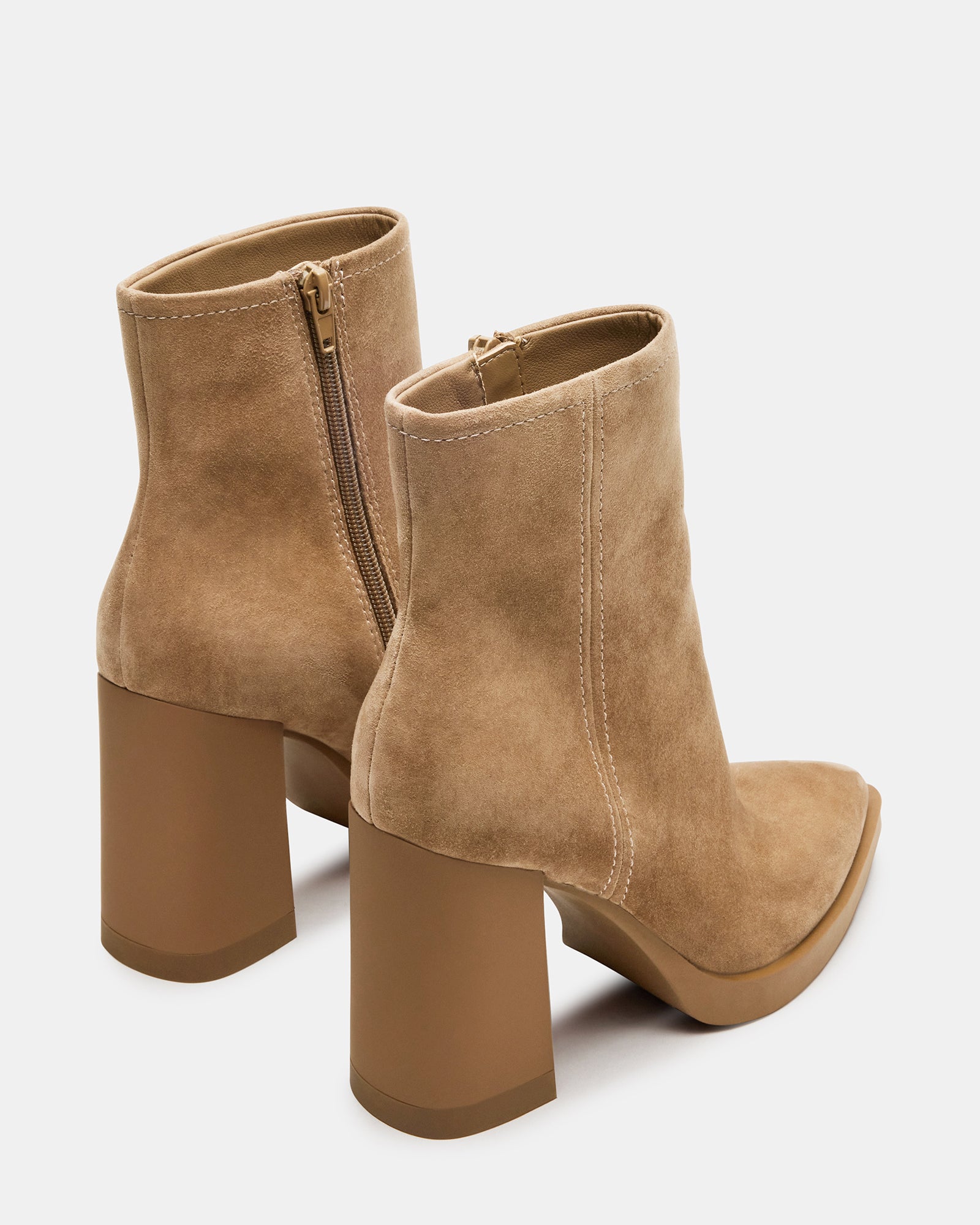 STEVEMADDEN_SHOES_HARDEN_SAND-SUEDE_03_68ccdc32-a489-4f7c-9155-ce5a3a83a0a8.jpg