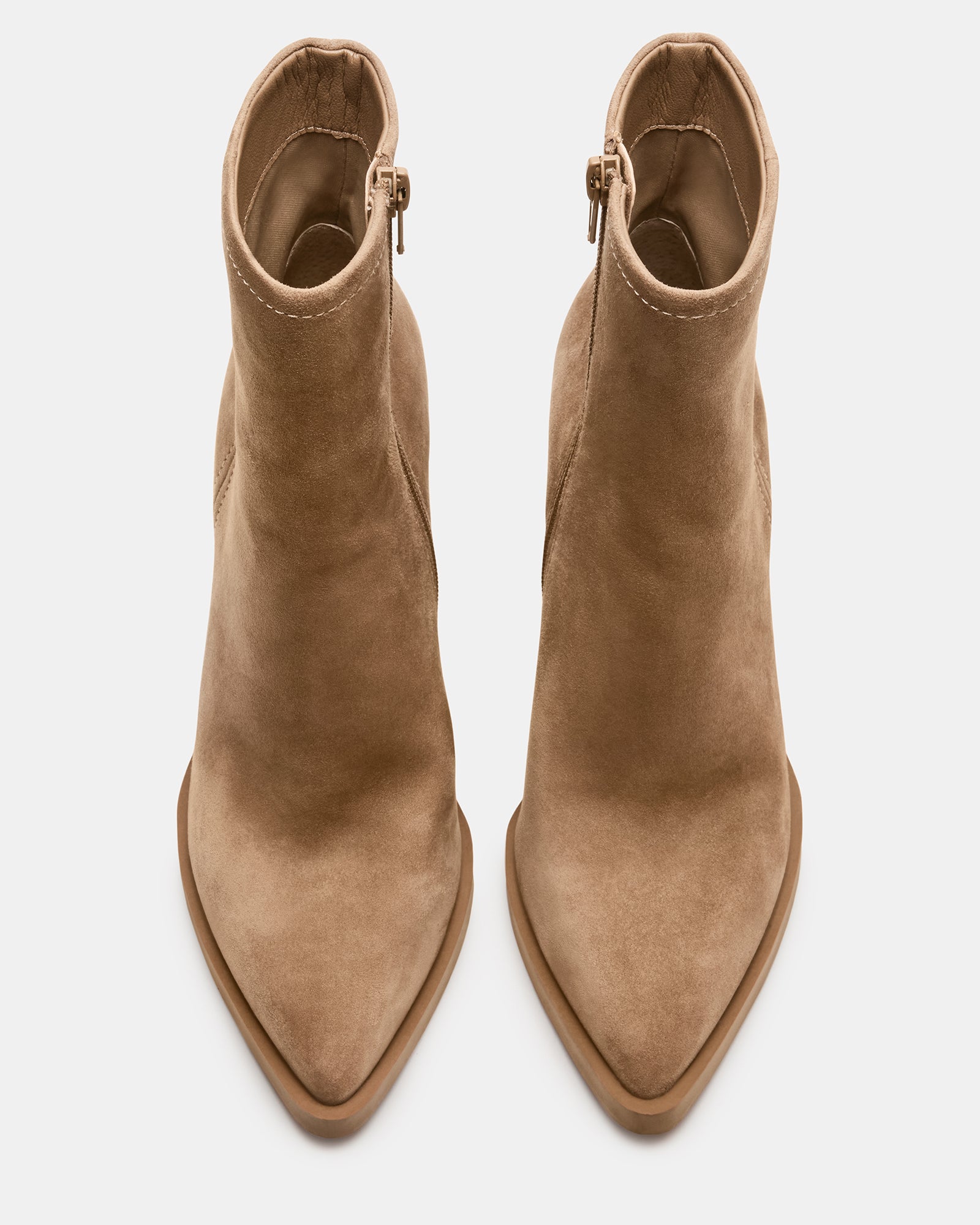 STEVEMADDEN_SHOES_HARDEN_SAND-SUEDE_04_dc986654-5325-4175-ba16-b997e8cbc4ad.jpg
