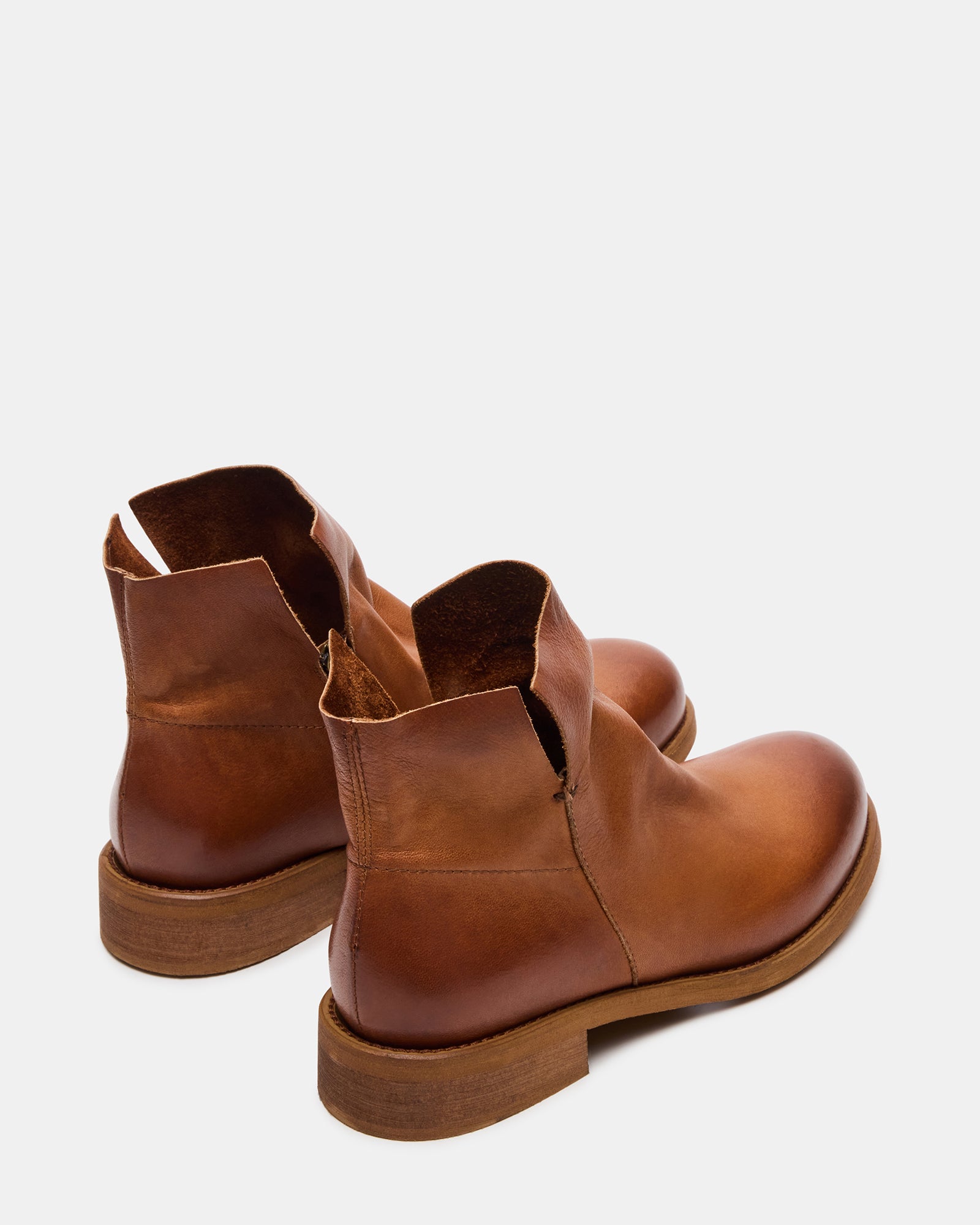 STEVEMADDEN_SHOES_HUGHIE_TAN-LEATHER_03.jpg