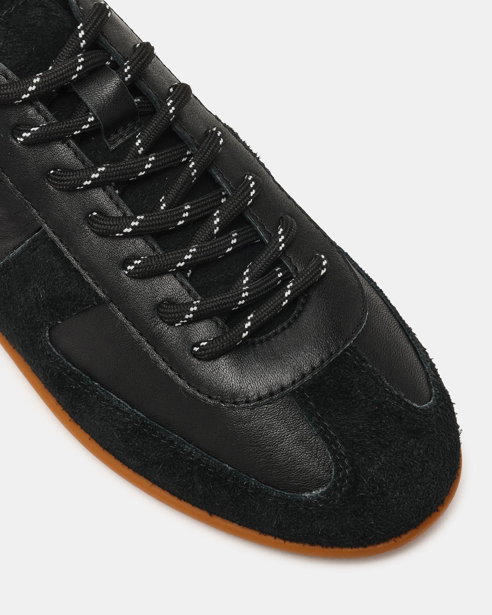 STEVEMADDEN_SHOES_JAXSON_BLACK-LEATHER05.jpg