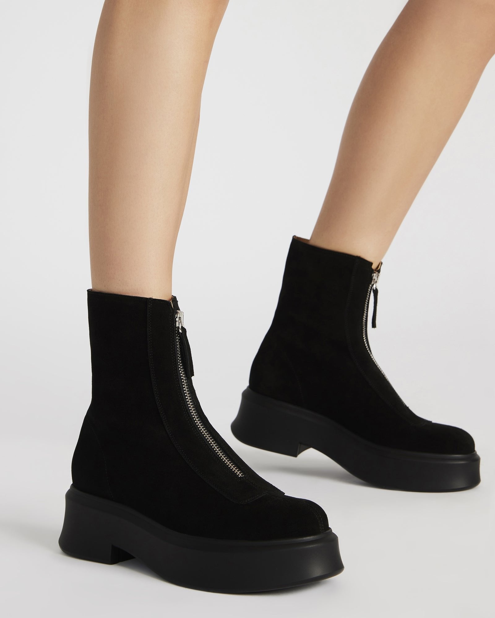 STEVEMADDEN_SHOES_JONES_BLACK-SUEDE_1333_f89c9139-3fab-4505-b439-caa1aaae19bd.jpg