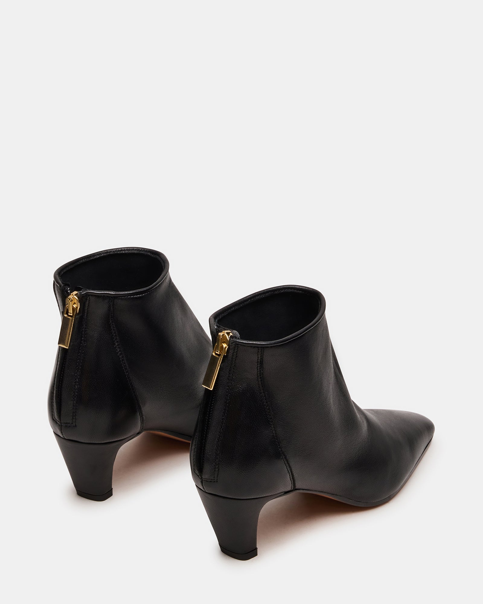 STEVEMADDEN_SHOES_JUNO_BLACK-LEATHER_03.jpg