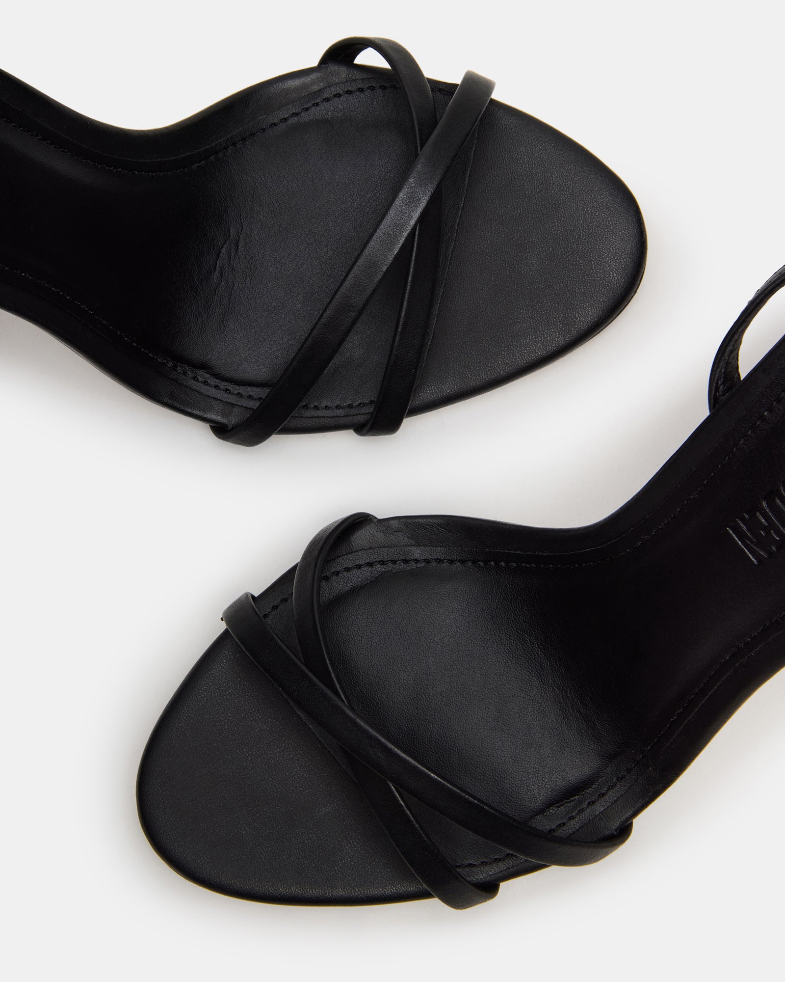 STEVEMADDEN_SHOES_JYPSEY_BLACK-LEATHER_04_986fe790-07b3-4921-9a96-791ddec05d1c.jpg