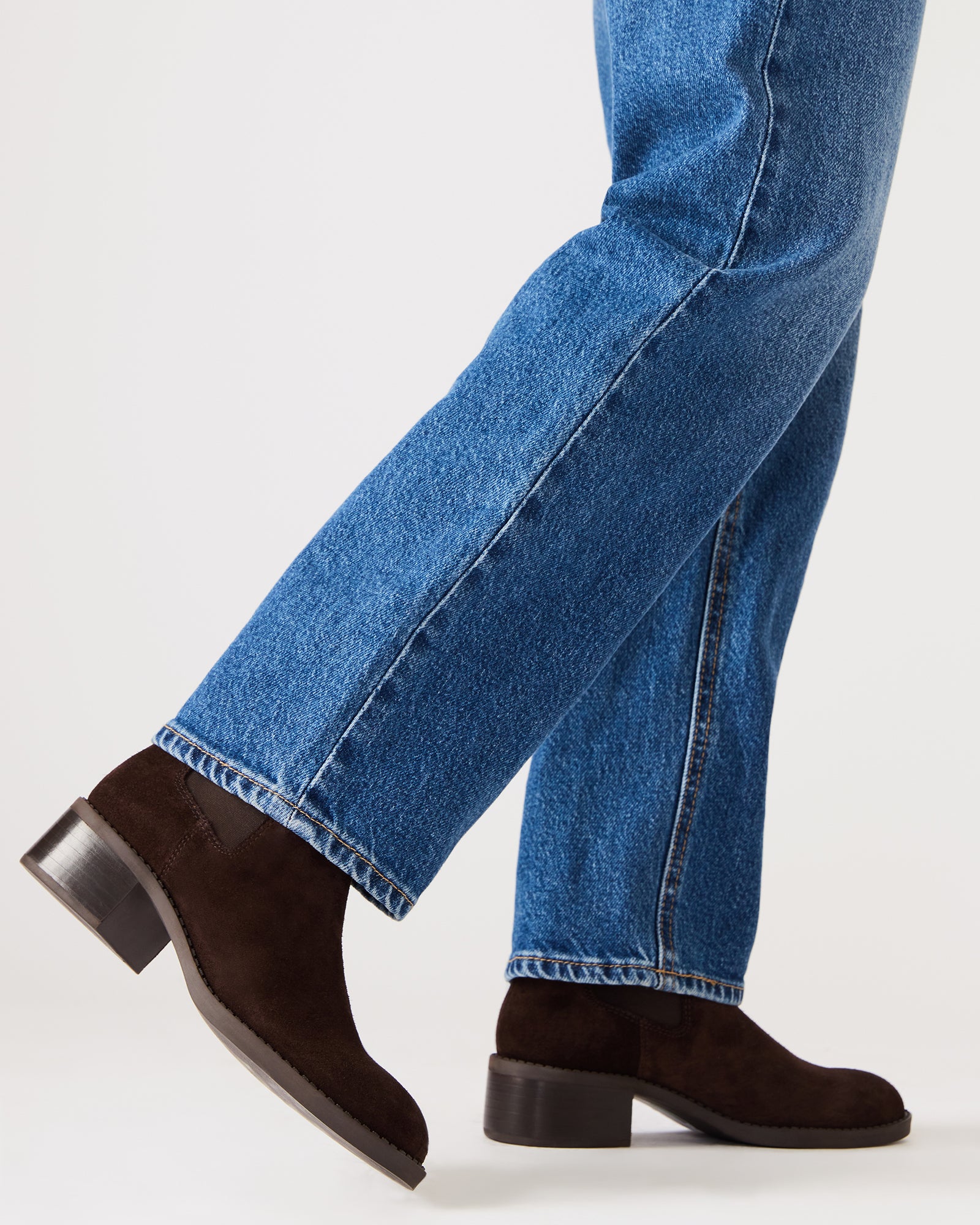 STEVEMADDEN_SHOES_KAPLAN_BROWN-SUEDE_0883.jpg