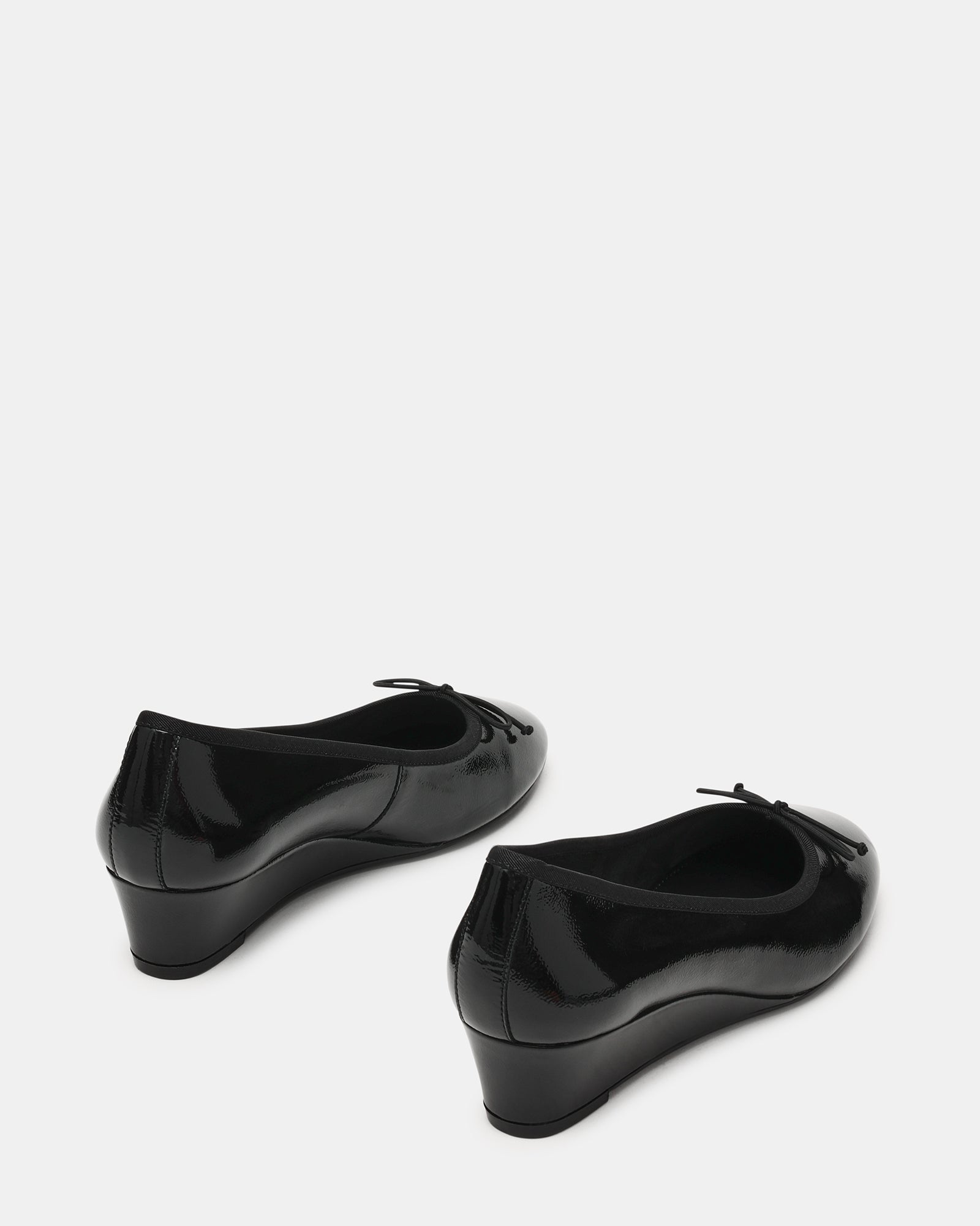 STEVEMADDEN_SHOES_KLUTZY_BLACK-PATENT-LEATHER03.jpg