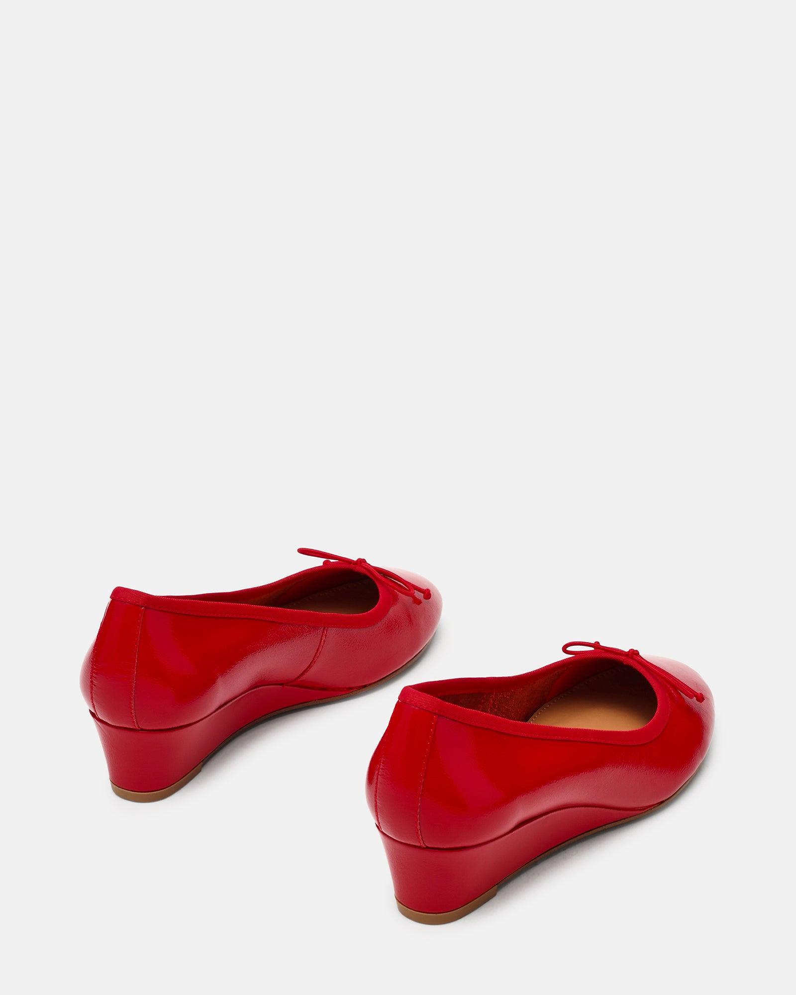 STEVEMADDEN_SHOES_KLUTZY_RED-PATENT-LEATHER03.jpg