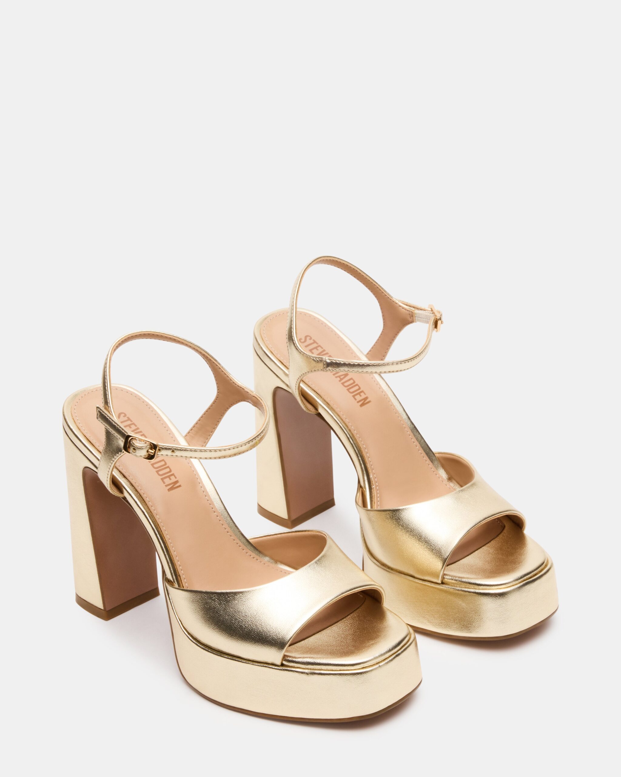 STEVEMADDEN_SHOES_LIANDRA_CHAMPAGNE_02_6482d1f7-6a6f-4ec3-92eb-8271f23b6d9a.jpg