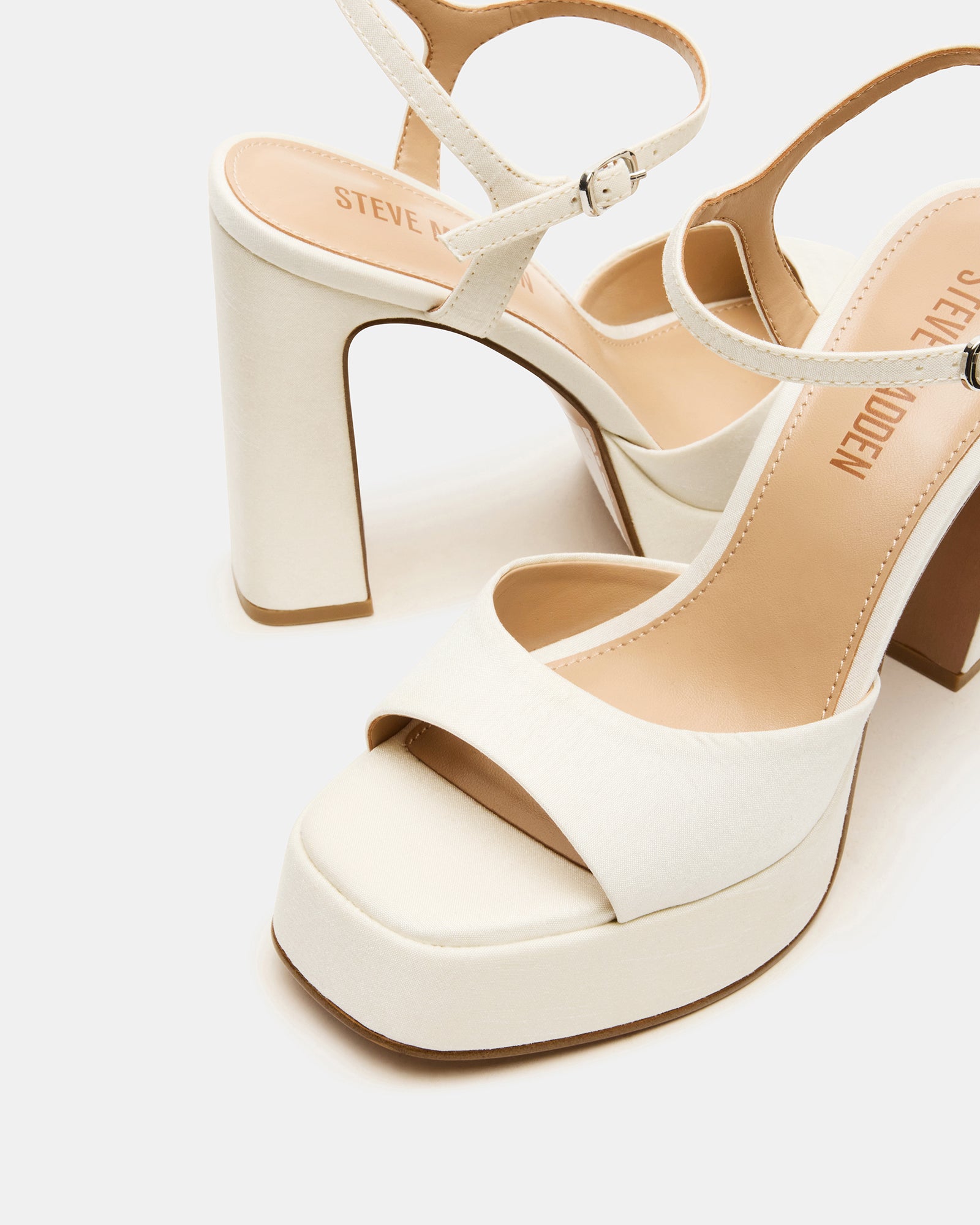 STEVEMADDEN_SHOES_LIANDRA_IVORY-SATIN_05_c85029d1-3a62-433e-9547-5ccc2197e5bf.jpg