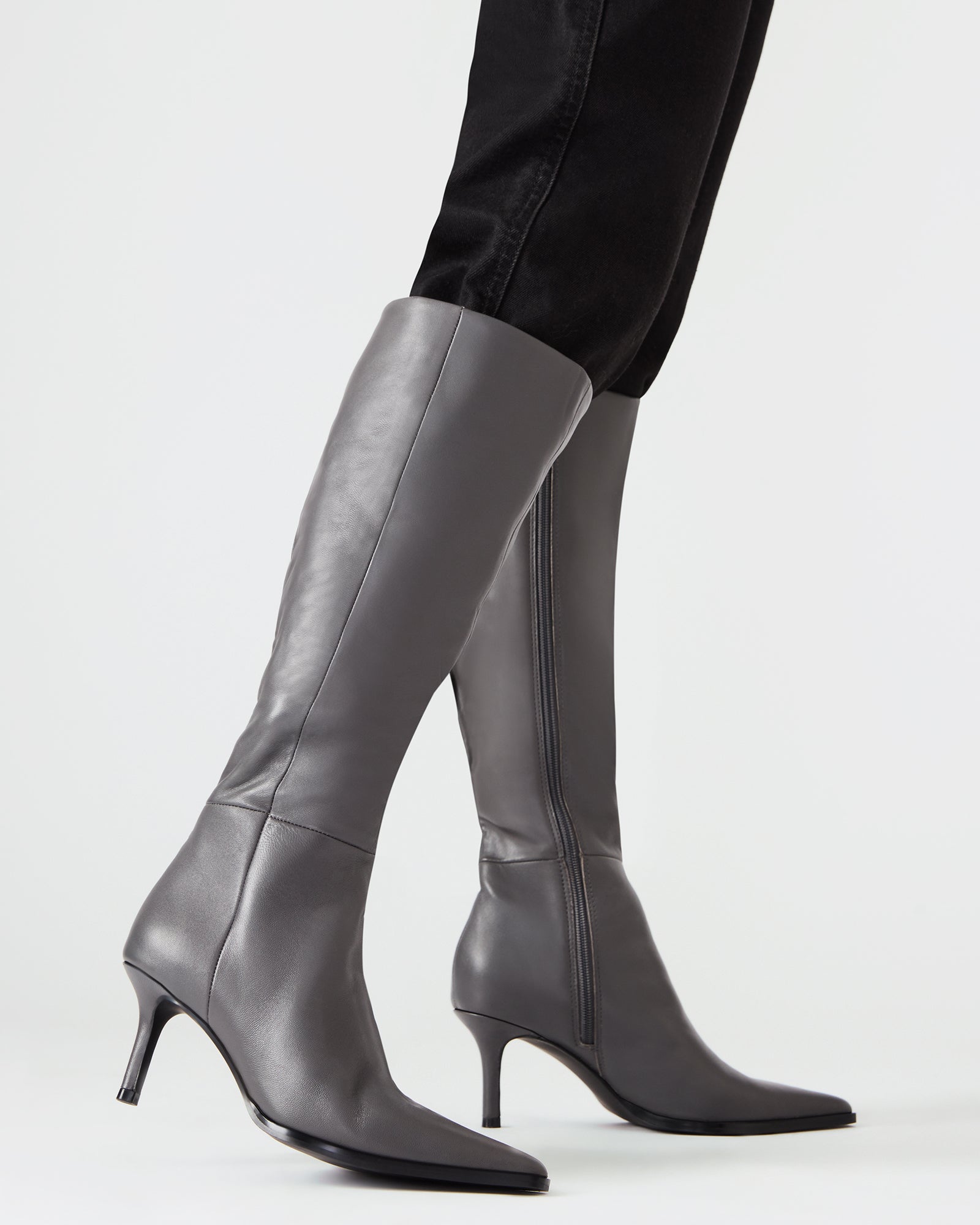STEVEMADDEN_SHOES_LINGO_GREY-LEATHER_0271.jpg