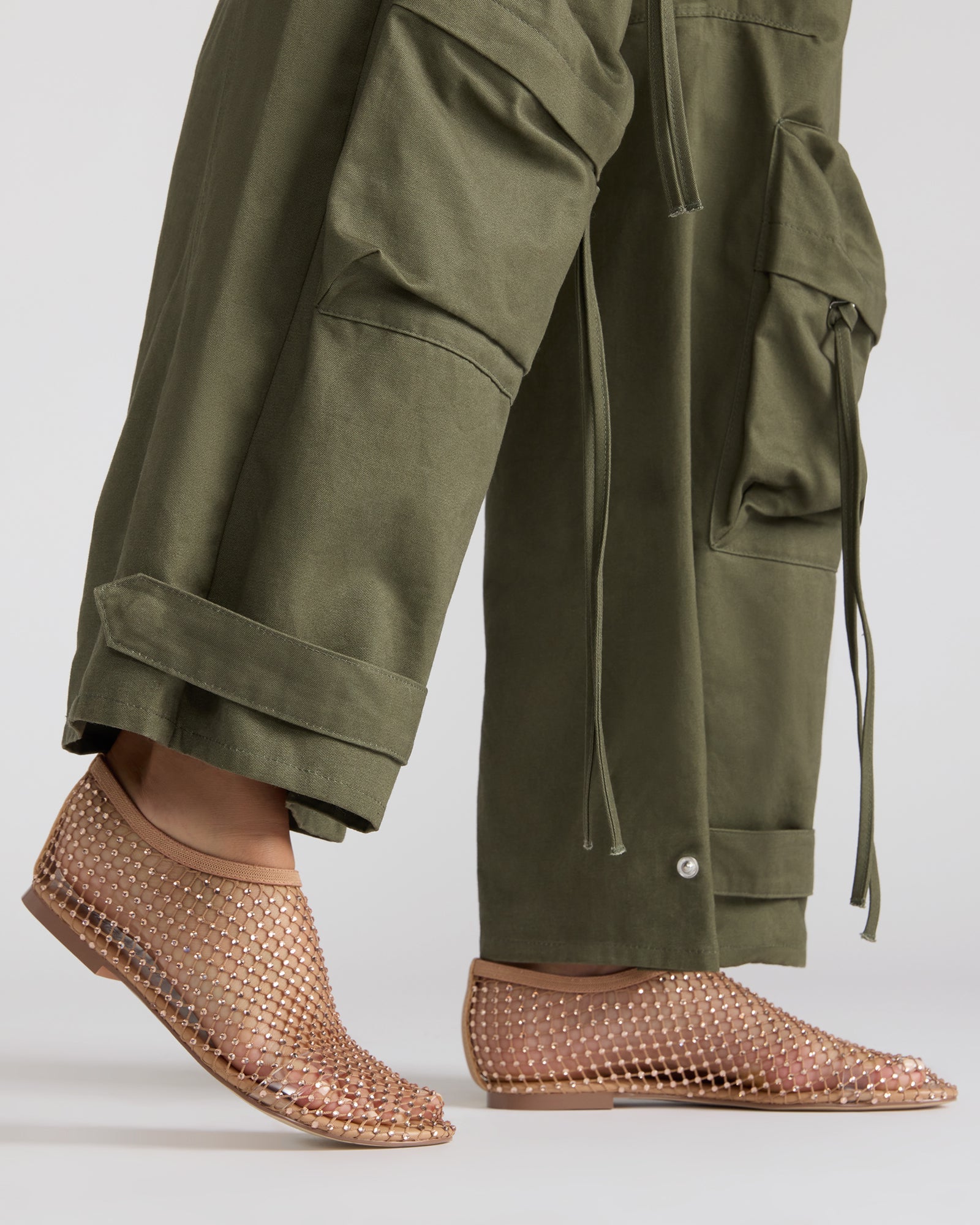 STEVEMADDEN_SHOES_MINO-R_BLUSH_10769_e0194d21-96f5-41d4-b5dc-4adbb66447a7.jpg