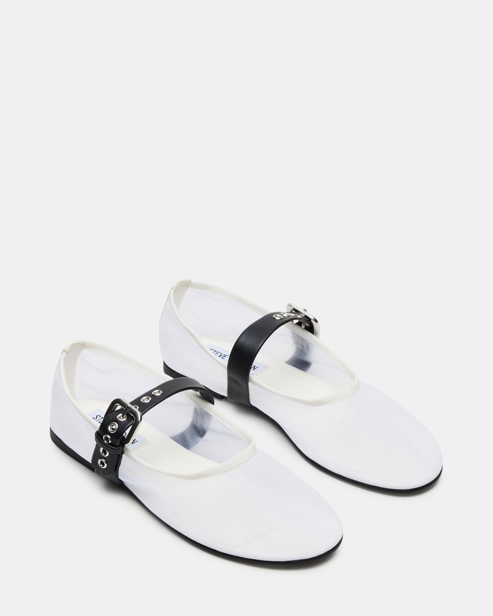 STEVEMADDEN_SHOES_MITSY_WHITE-BLACK_02.jpg