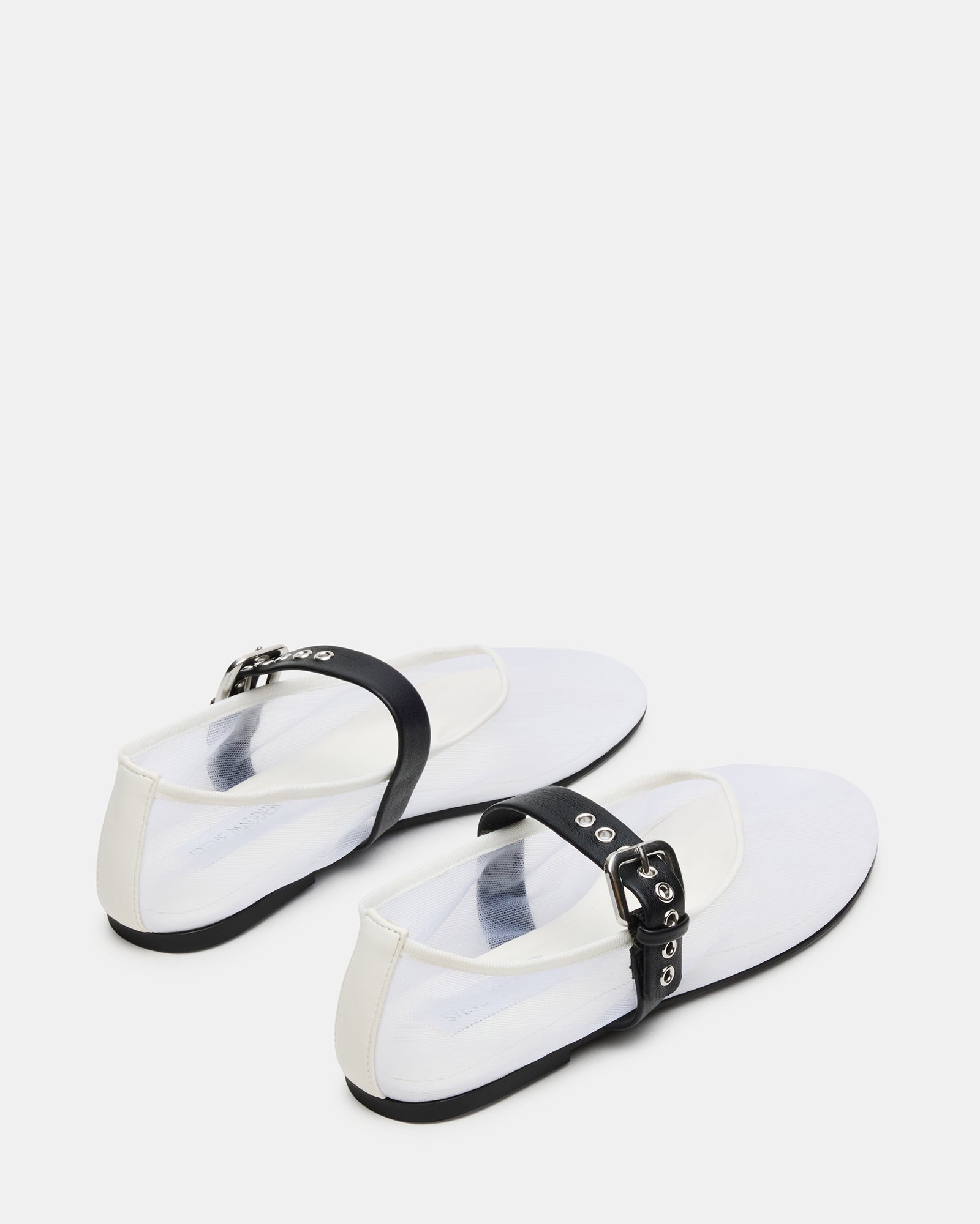 STEVEMADDEN_SHOES_MITSY_WHITE-BLACK_03.jpg