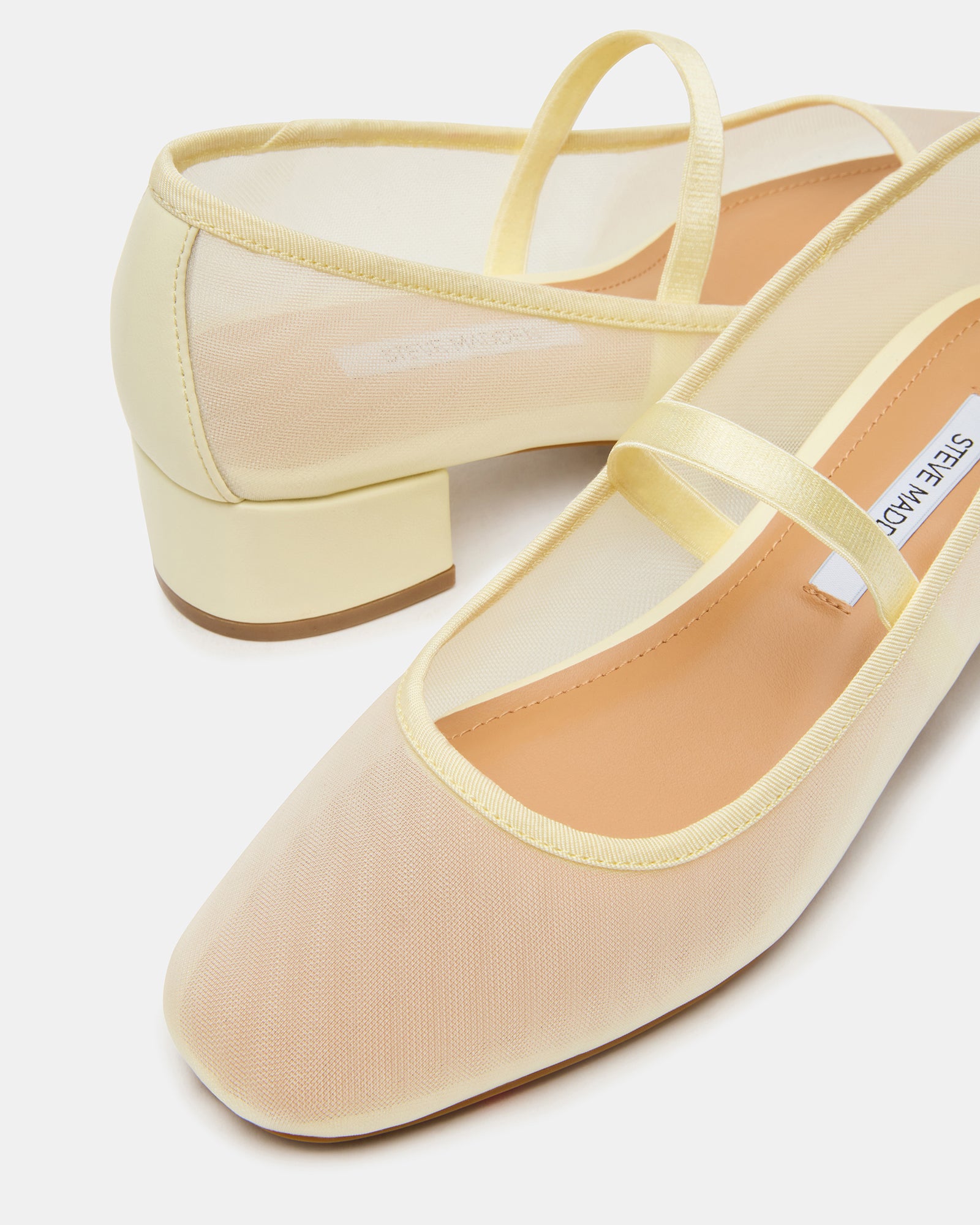 STEVEMADDEN_SHOES_MURAL_BUTTER-YELLOW_05.jpg
