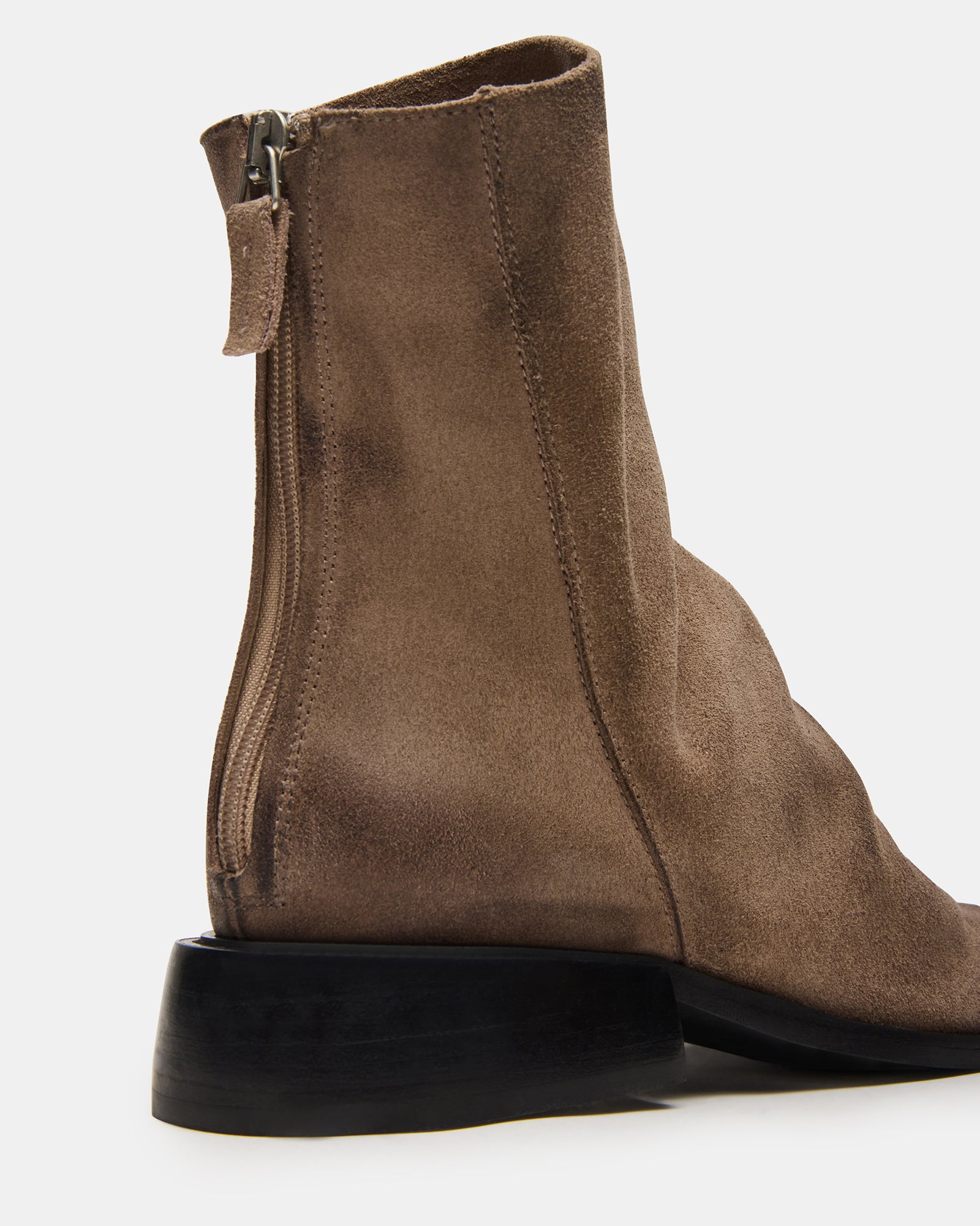STEVEMADDEN_SHOES_NEXIE_TAUPE-SUEDE_04.jpg