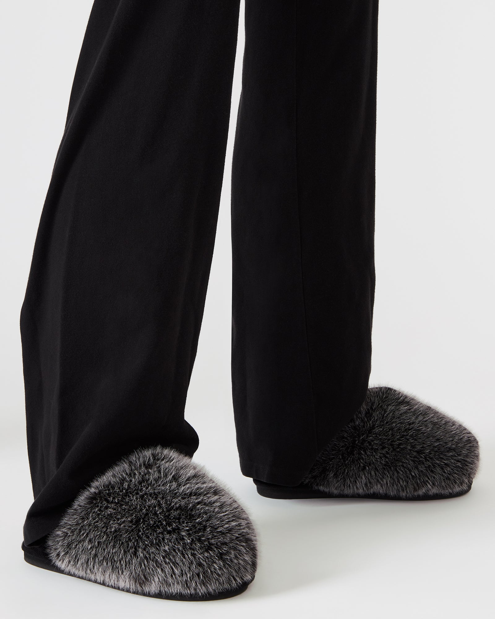 STEVEMADDEN_SHOES_POOF_GREY_0635.jpg