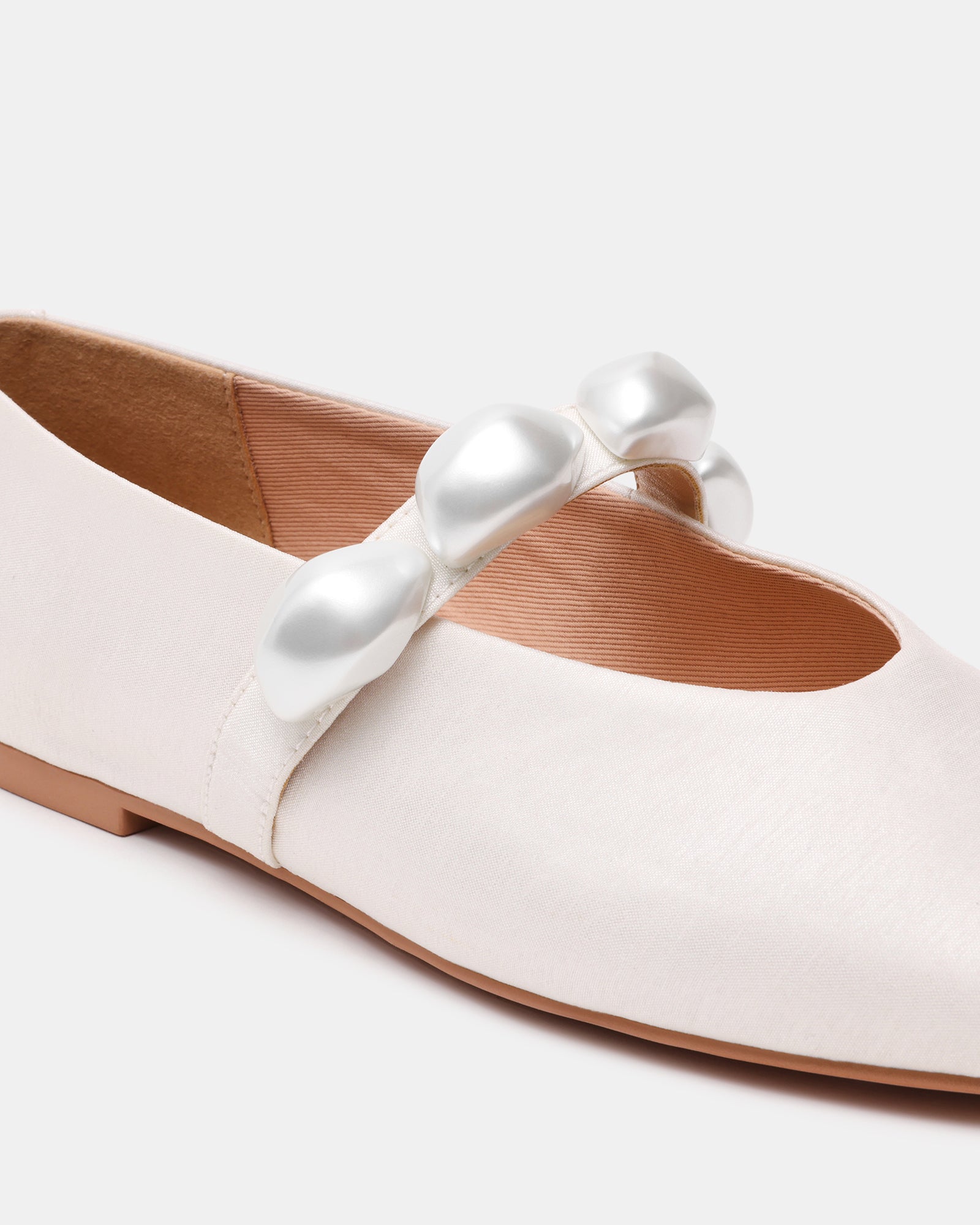STEVEMADDEN_SHOES_POPPIN-PEARL_WHITE06.jpg