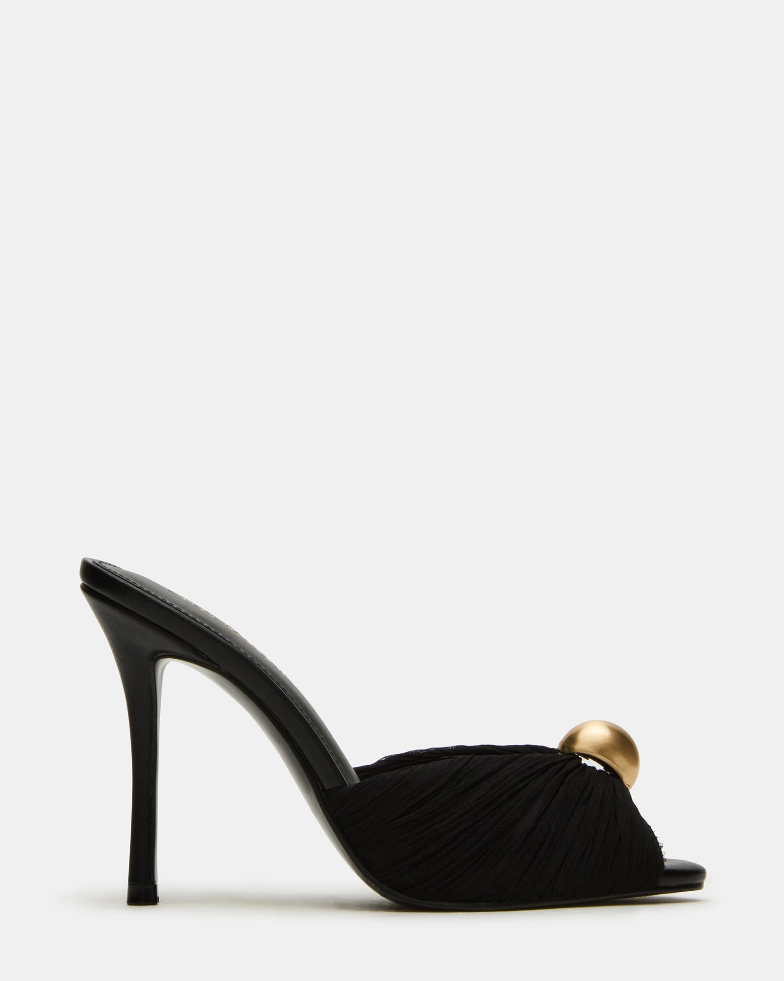 STEVEMADDEN_SHOES_PRIYA-G_BLACK_01.jpg