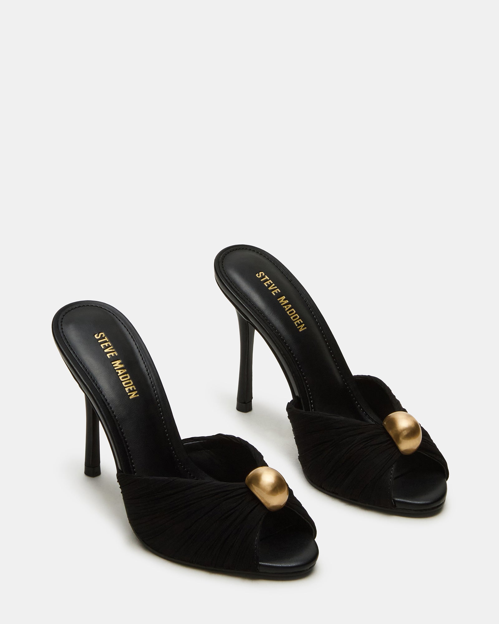 STEVEMADDEN_SHOES_PRIYA-G_BLACK_02.jpg