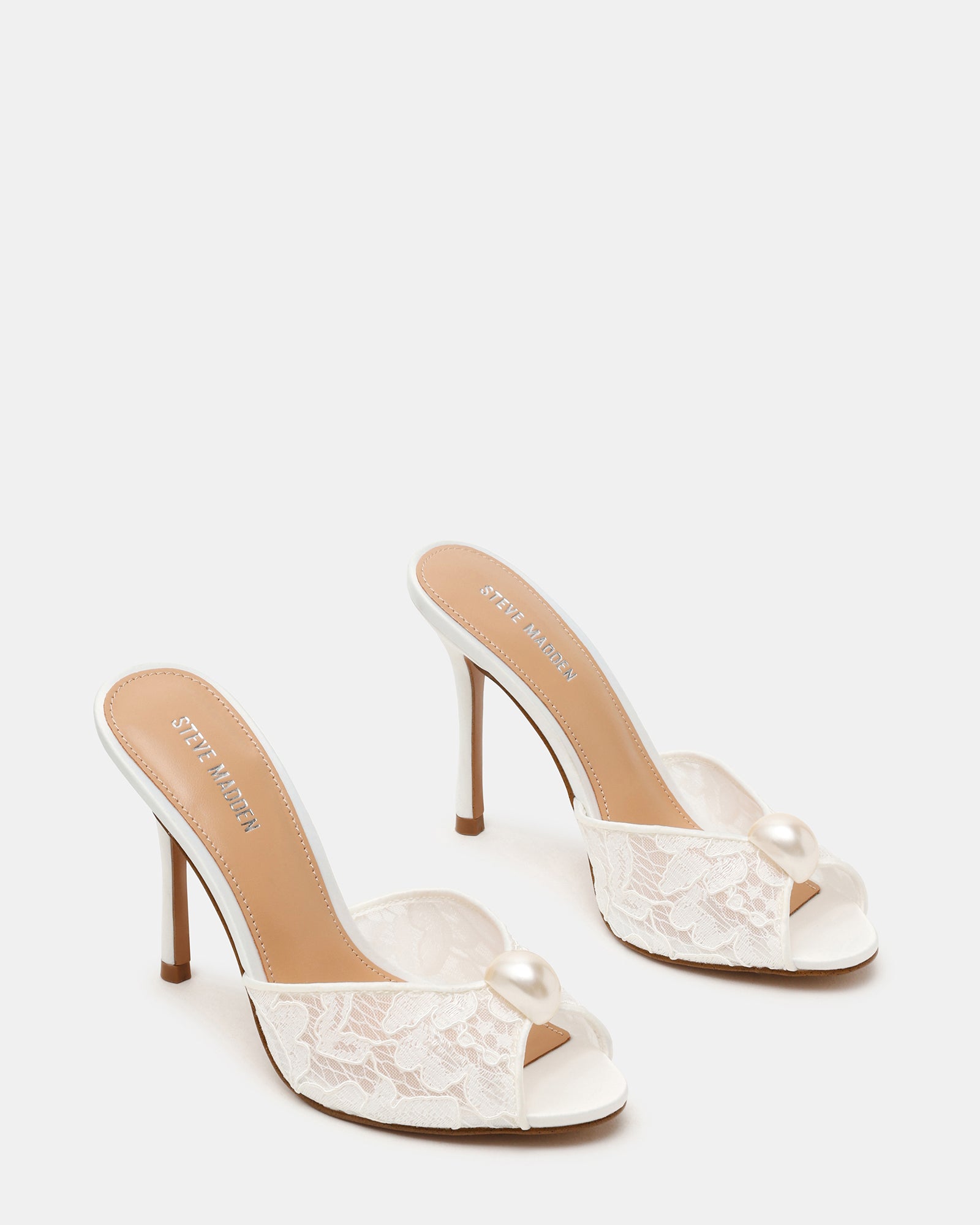 STEVEMADDEN_SHOES_PRIYA-PEARL_WHITE-LACE02_9d0968bf-77c4-462d-9cbe-4a06eebcb97c.jpg