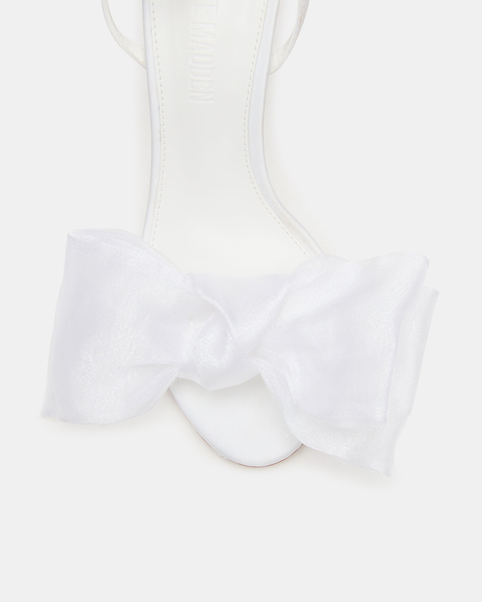 STEVEMADDEN_SHOES_RADIANCE_WHITE_04_e8c1631b-a6a9-47cf-a445-a2a601b2fa43.jpg