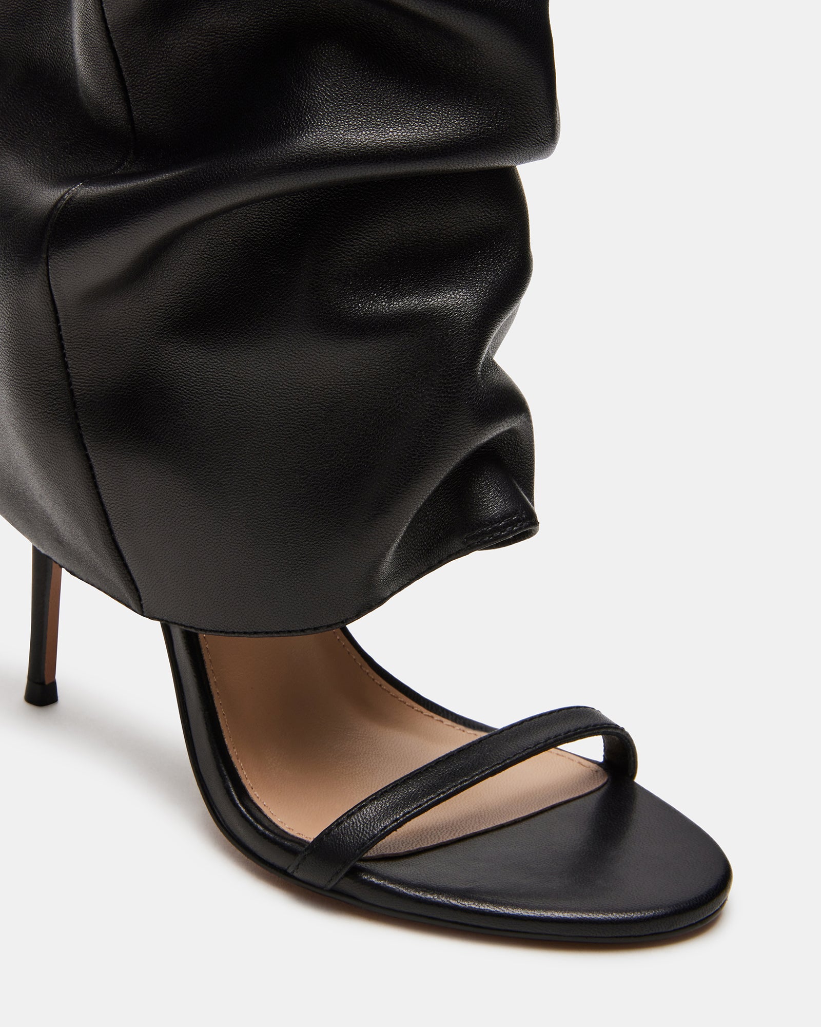 STEVEMADDEN_SHOES_RAVINE_BLACK-LEATHER_03_c60831bf-f365-47bb-9ecb-236e181159fb.jpg