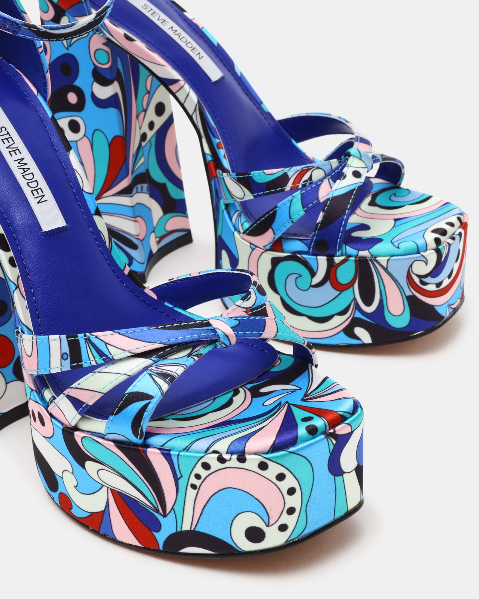 STEVEMADDEN_SHOES_RETRO_BLUE-MULTI05_a8394adf-e6dc-49b7-9297-25393ab62f22.jpg