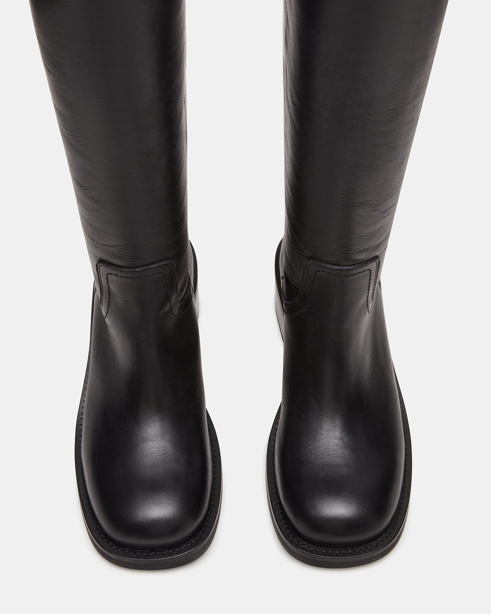 STEVEMADDEN_SHOES_RIGGS_BLACK-LEATHER_04_1588097a-86ce-4fc5-b2c5-f127c206386d.jpg