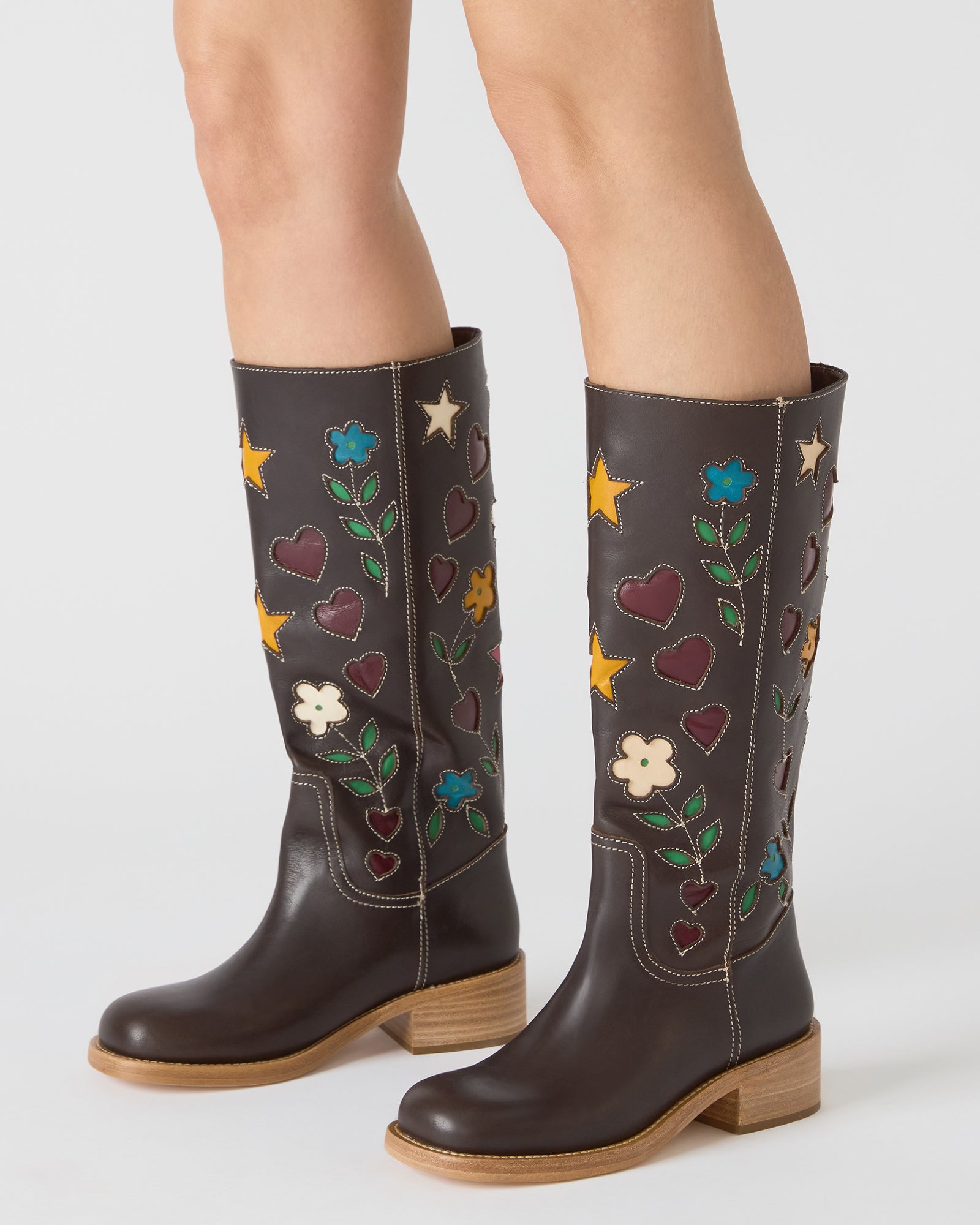 STEVEMADDEN_SHOES_RIGGS_FLORAL-BROWN-LEATHER_0776_5d98adf2-4f49-4502-8e2d-a66cbe32faee.jpg