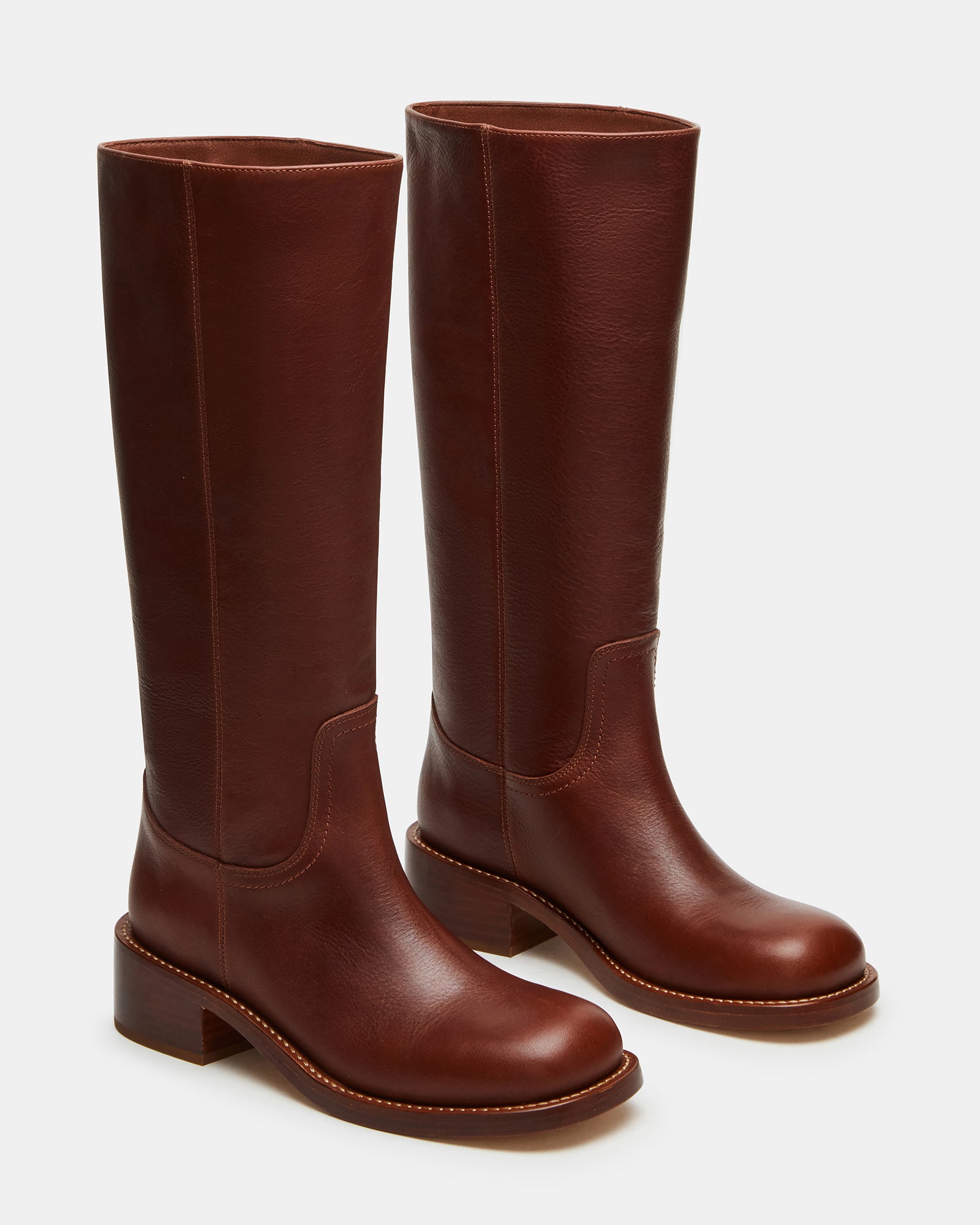 STEVEMADDEN_SHOES_RIGGS_RUST-LEATHER_02_3b293586-3a48-403d-9c0e-553d35ae3c13.jpg