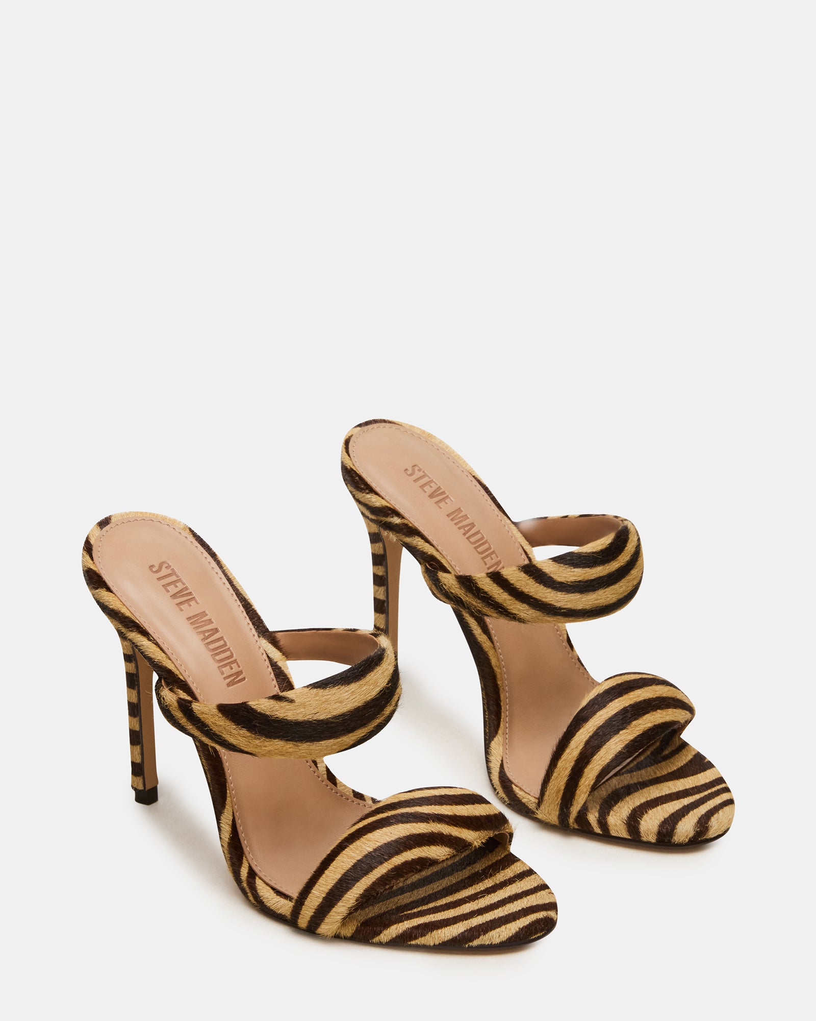 STEVEMADDEN_SHOES_SATURN-H_TIGER_02.jpg