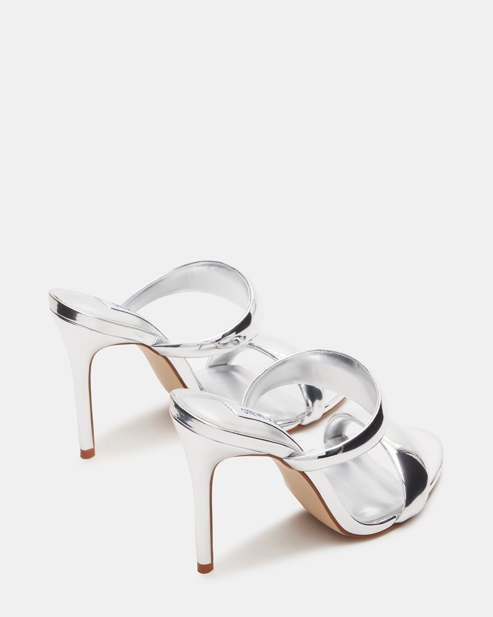 STEVEMADDEN_SHOES_SATURN_SILVER_03.jpg