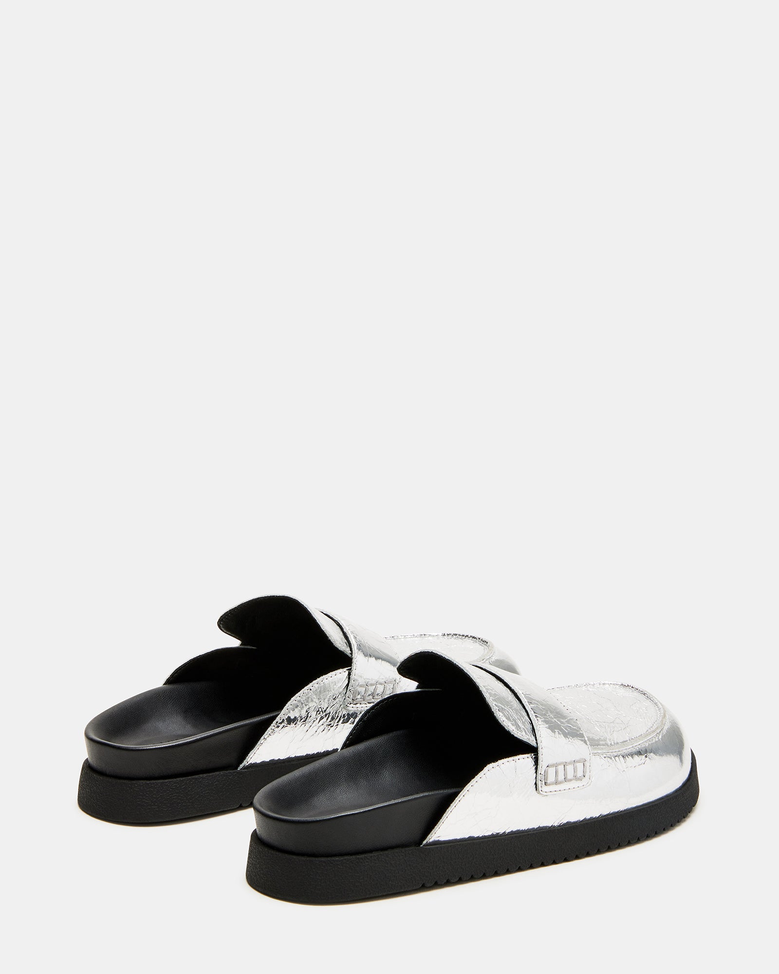 STEVEMADDEN_SHOES_SKIPPER_SILVER-METALLIC_02.jpg