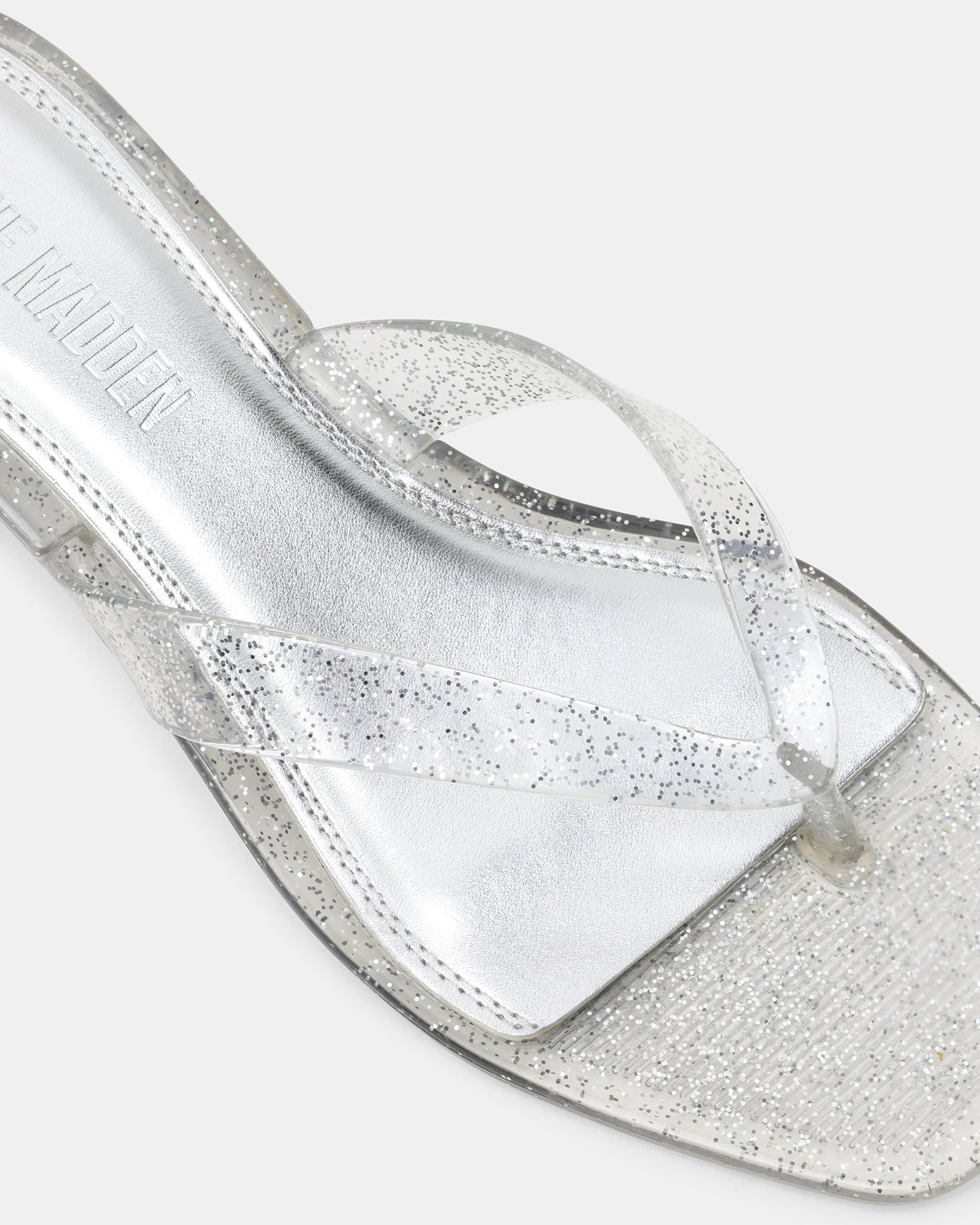 STEVEMADDEN_SHOES_TRACIE-J_SILVER-GLITTER05.jpg
