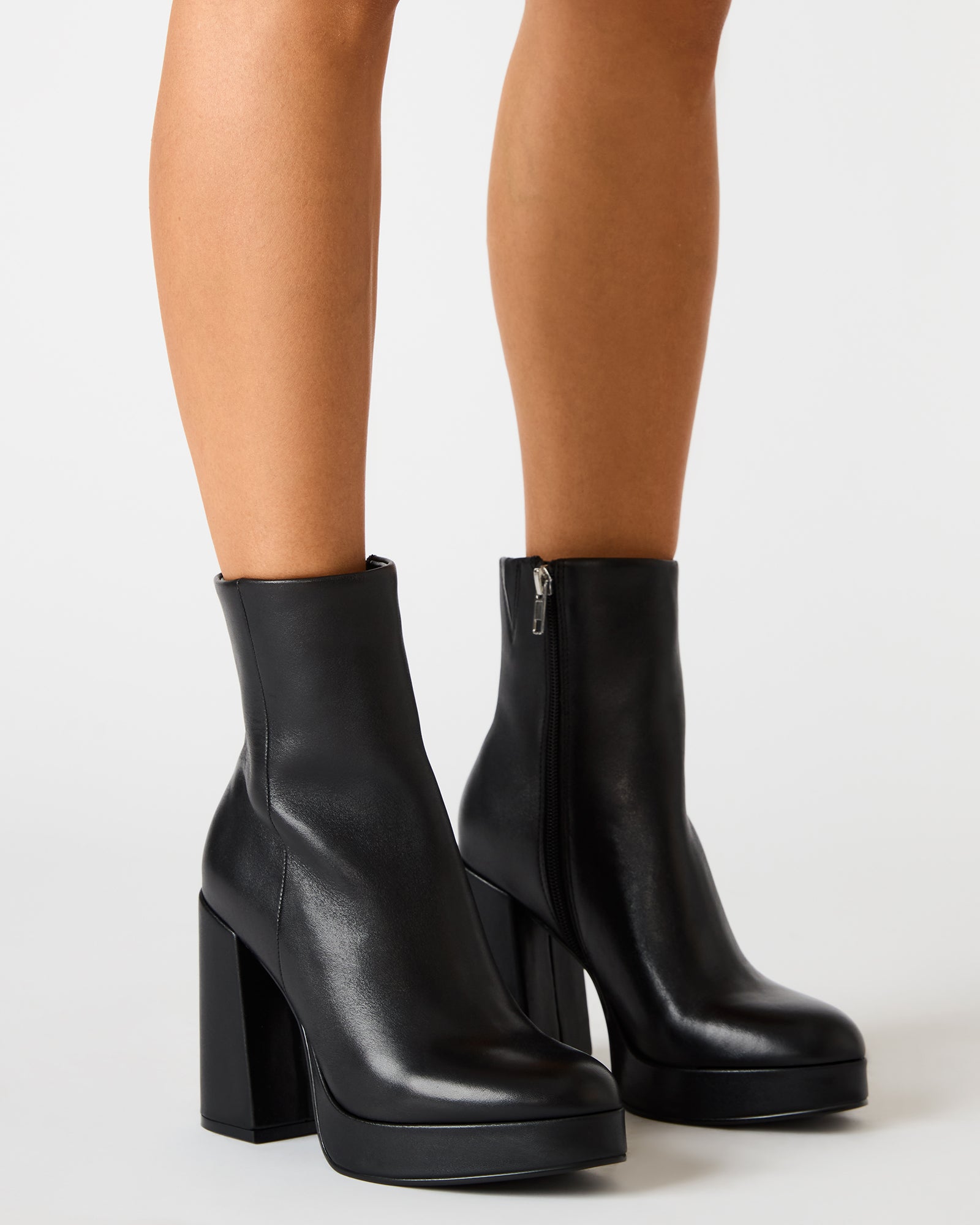 STEVEMADDEN_SHOES_TYRA_BLACK-LEATHER_0541.jpg