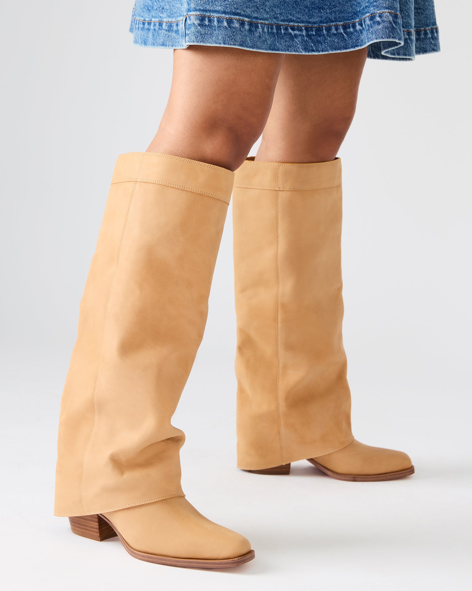 STEVEMADDEN_SHOES_WINNICK_BANANA-LEATHER_0445.jpg