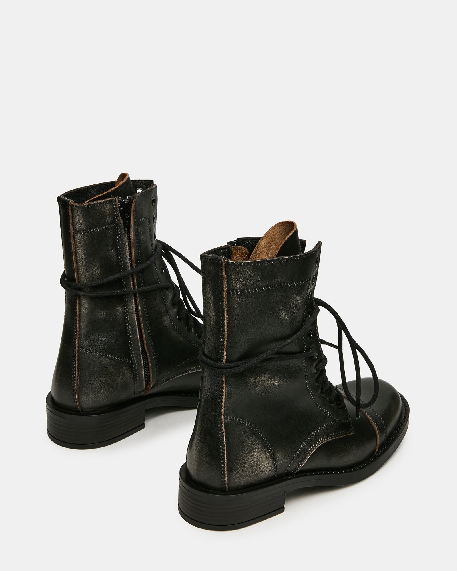 STEVEMADDEN_SHOES_YUKON_BLACK-DISTRESSED_03.jpg