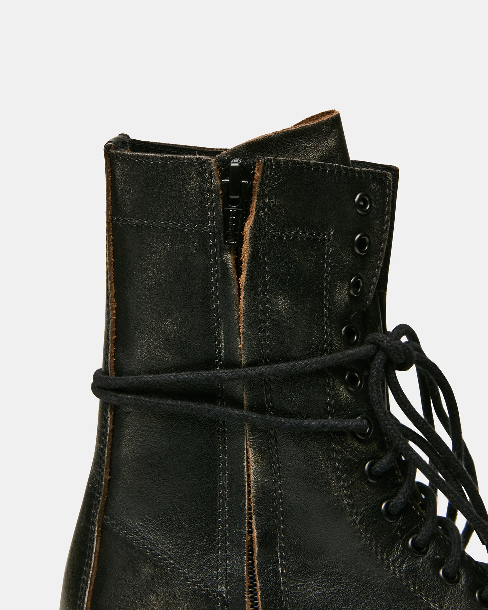 STEVEMADDEN_SHOES_YUKON_BLACK-DISTRESSED_05-1.jpg