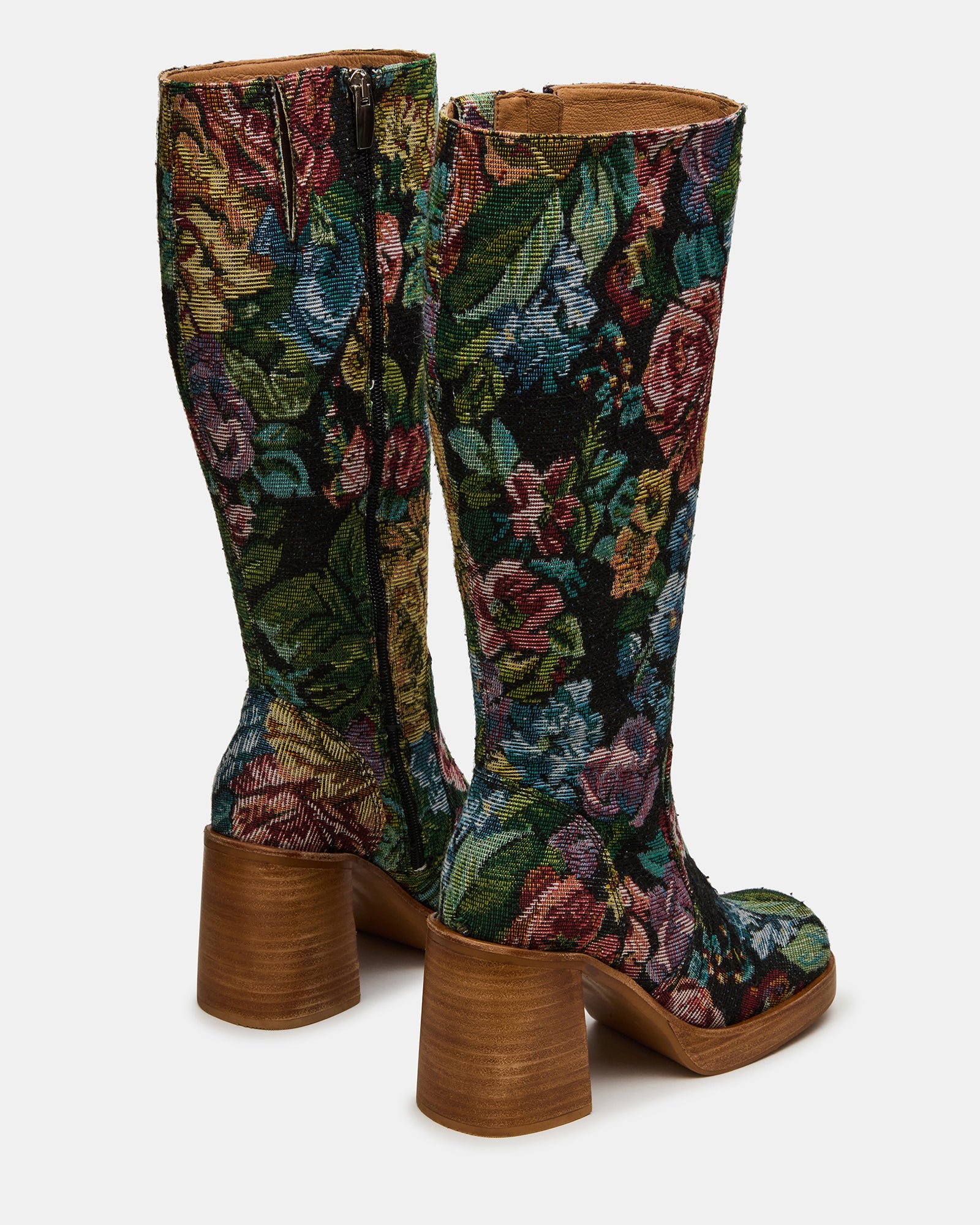 STEVEMADDEN_WOMENS_FOLIE_TAPESTRY_03.jpg